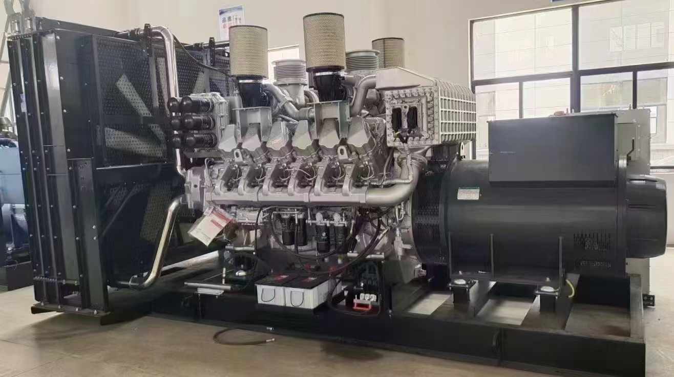 梁子湖800KW柴油发电机组可以带动多少kw的设备？