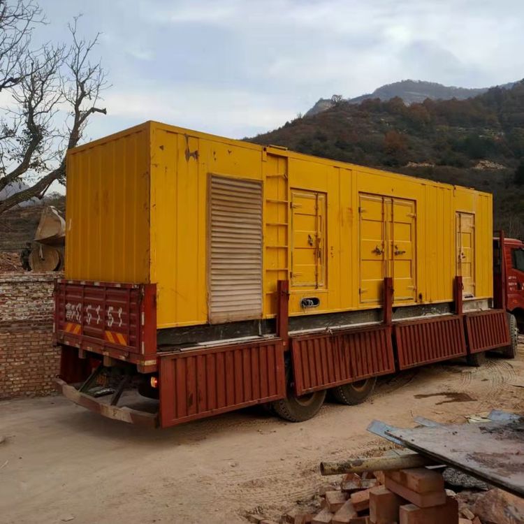 梁子湖200kW 发电机组在带电阻性负载时，输出功率会受到哪些因素的影响？